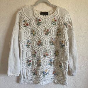 Vintage knit metropolitan embroidered cotton crème sweater